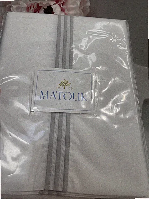 $225 Matouk NWT 2pc KING Cases 520TC Percale Bel Tempo Pair SILVER