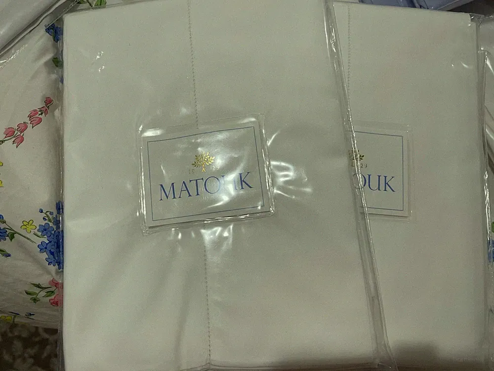 $240 Matouk Italy New (2) King Cases 600TC Cotton Percale Milano WHITE Pair