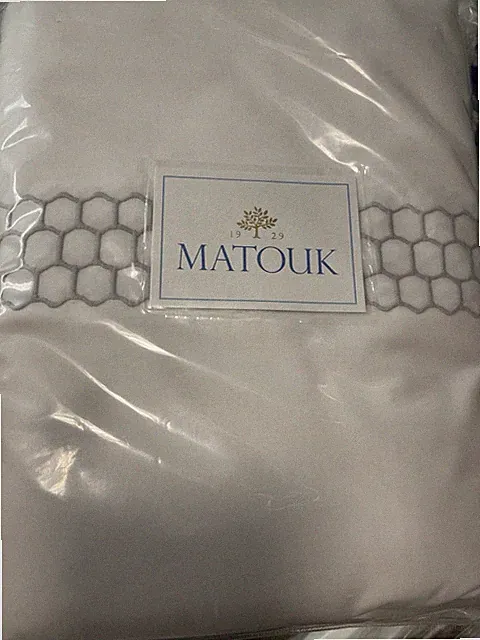 $774 Matouk USA New (1) F/Q Duvet Cover Liana 520TC Percale Silver Embroidery