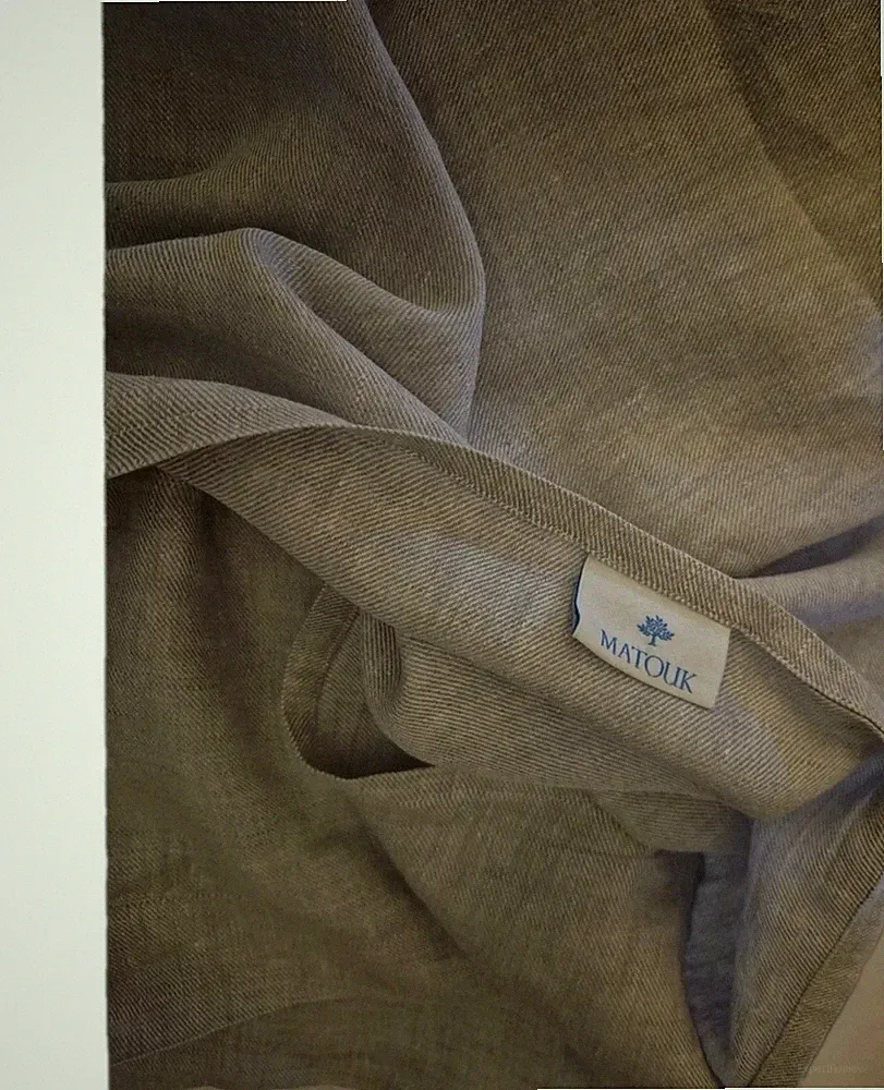Matouk 2- 100% Linen Standard Shams Light Gray Herringbone EUC
