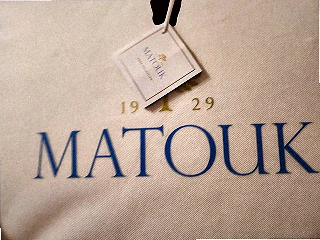 Matouk Chalet Comforter, Queen, Summer Weight, Goose Down, Batiste Cotton White