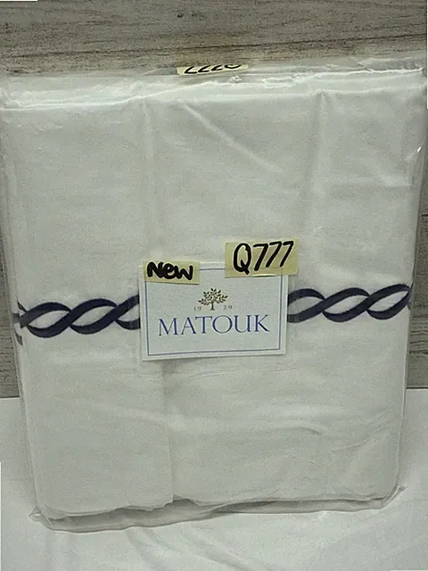 MATOUK Classic Chain Twin Duvet Cover 68x88” White with Navy Blue $475 New