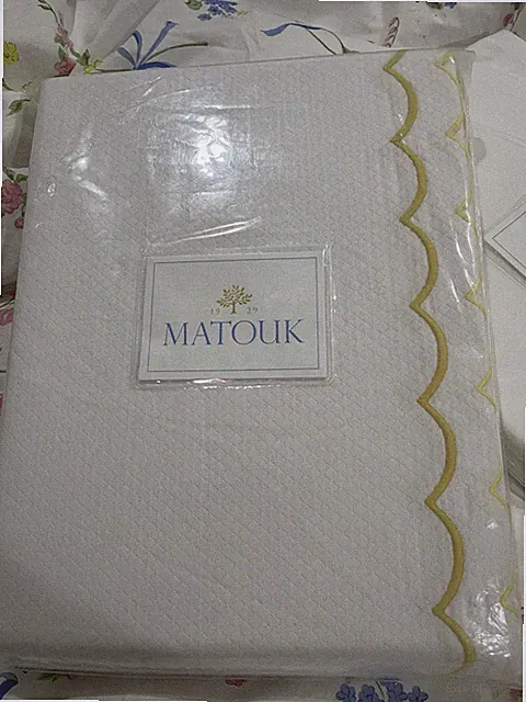 Matouk Portugal New F/Q Coverlet Pique Lemon 70% Cotton Embroidered India