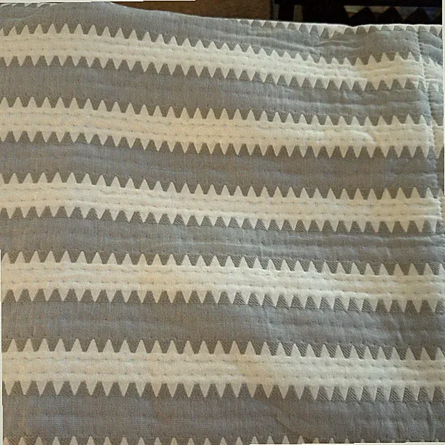 Matouk Schumacher Queen Matelasse Coverlet Apollo Geometric Cotton Dove