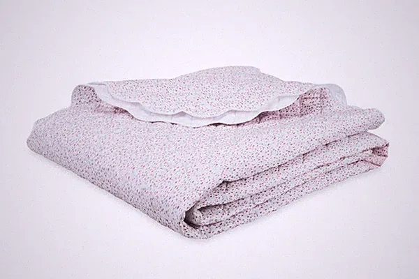 NEW matouk twin pink polkadot comforter and euro sham